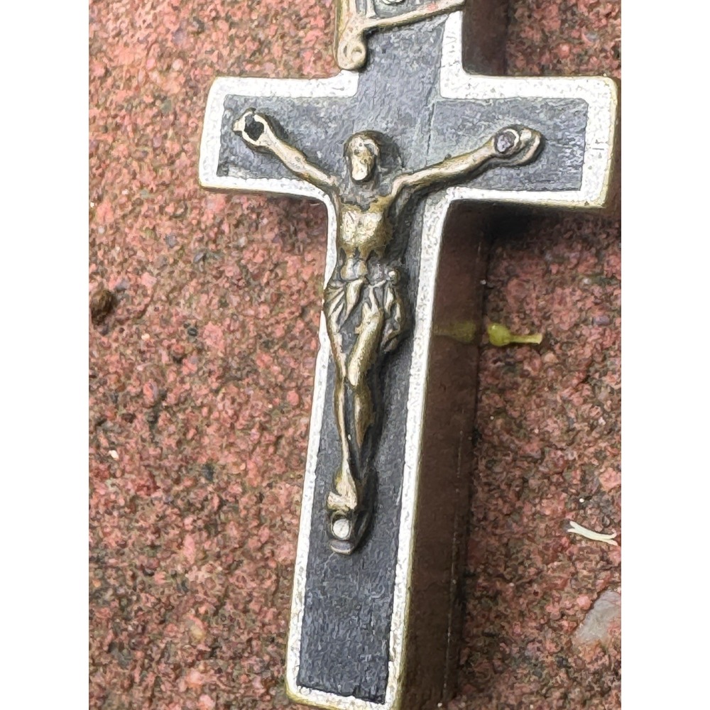 VTG HINGED RELIQUARY INLAID WOOD CRUCIFIX, ITALY, W SOIL FROM ROME CATACOMBS